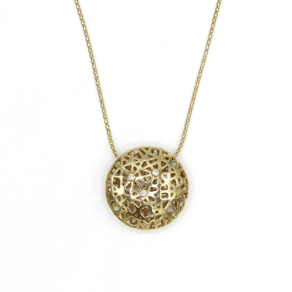 Round net shape gold pendant with diamonds