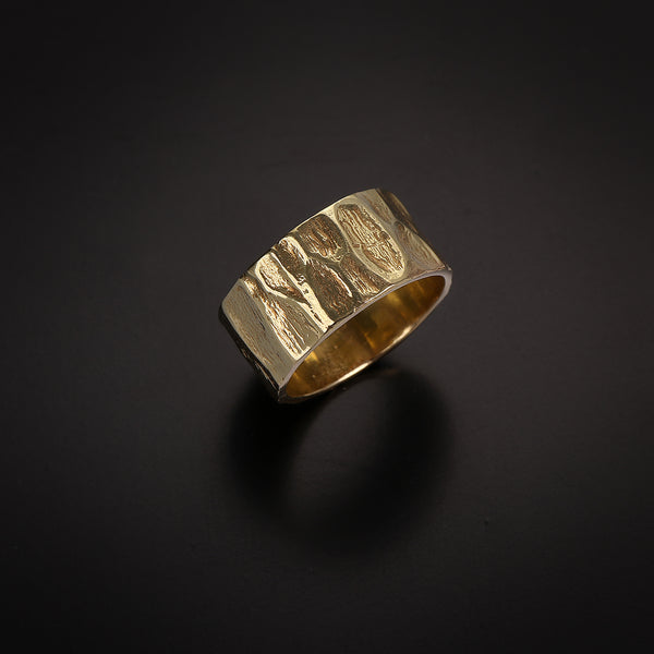 Wide soil texture gold ring