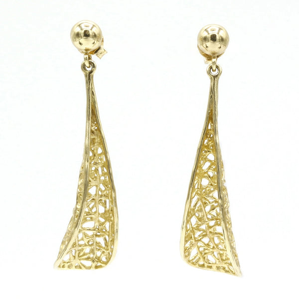 Curved grid shape gold earrings